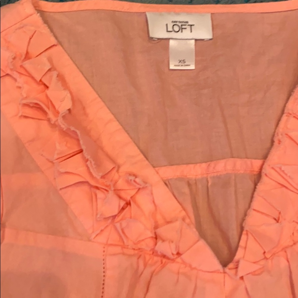Linen Top - Picture 2 of 3